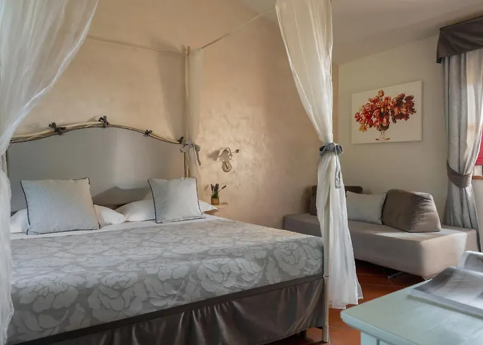 Hotel&Restaurant Casolare Le Terre Rosse